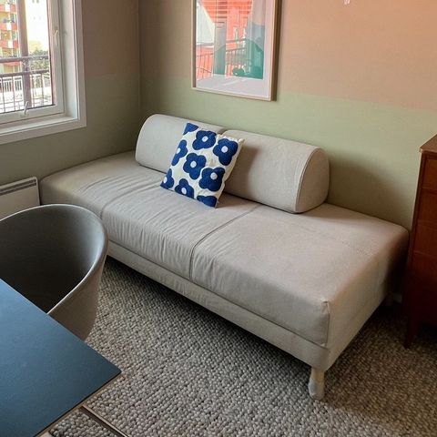 Ikea Flottebo beige daybed