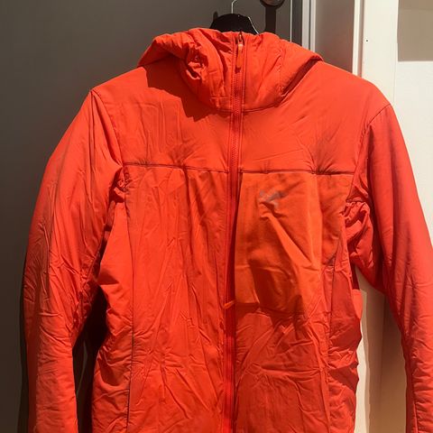 Arc'teryx mellomlagsjakke