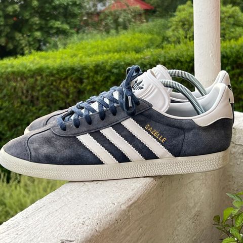 Adidas Gazelle sko (42)