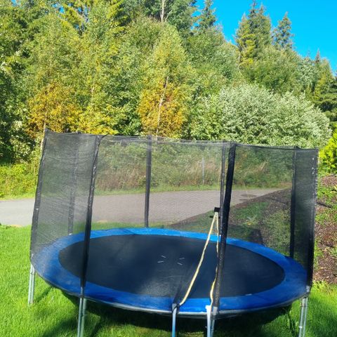 Trampoline 380 cm.