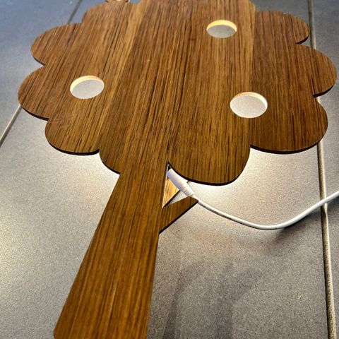 Ferm Living tree lampe - røkt eik