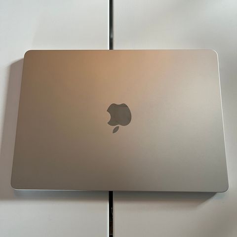 MacBook Air m2 (2022)