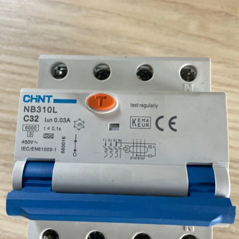 CHNT Nb310L C32 Jordfeilautomat