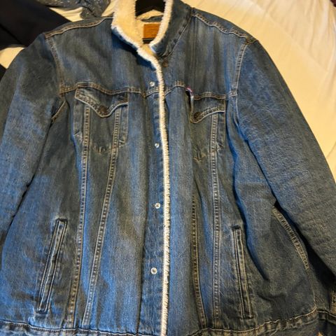 Levis Olajakke 3XL