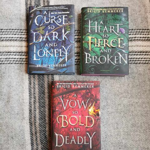 Cursebreaker series standard + Barnes & Noble (B&N Exclusive Edition)