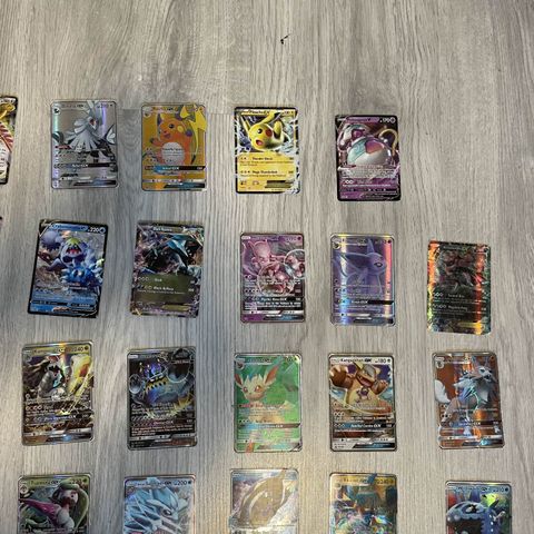 Over 500 Pokemon kort, mega, gx, ex, osv.