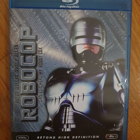 ROBOCOP (1987)