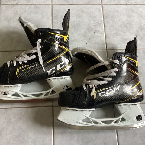 CCM Super Tacks 9370 Str.41 (EE)