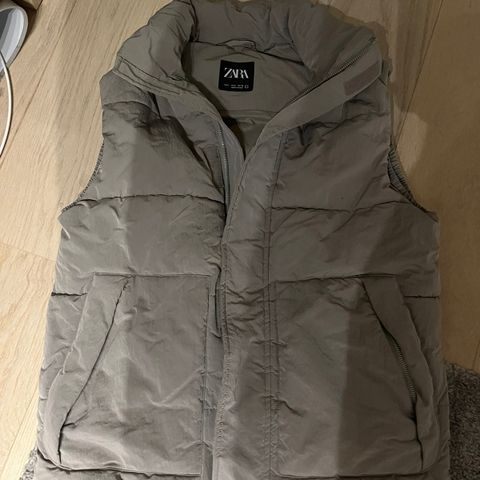 Vest fra Zara