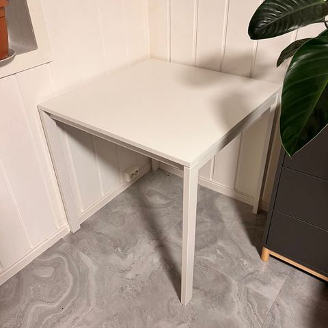 Melltorp Spisebord/Kjøkkenbord fra IKEA