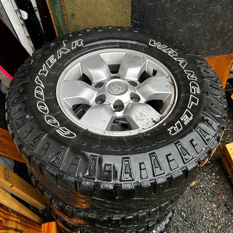 15" Toyota Hilux felger 6x139,7