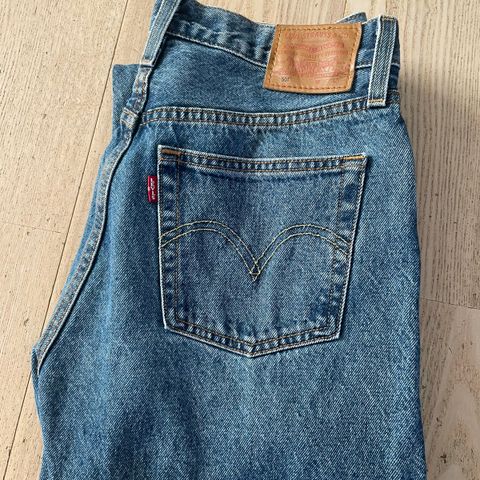 Levi’s 501, str 27/30