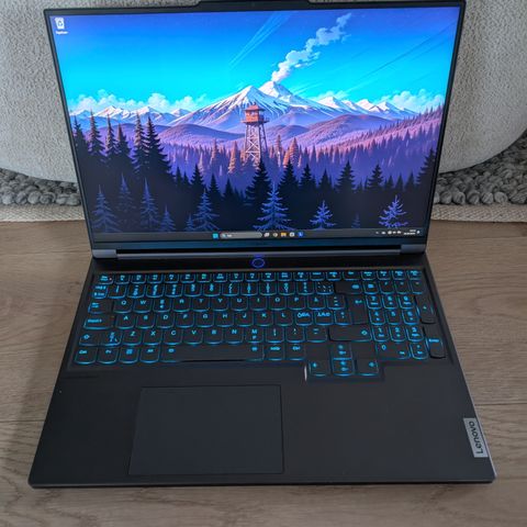 Lenovo Legion Slim 7i / QHD 165HZ / 40GB Ram / 2TB SSD