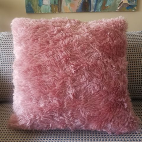 Pyntepute 45x45 i rosa 100% mohair