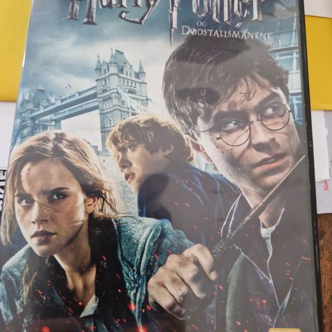 Kr 5 DVD HARRY POTTER OG DØDSTALISMANENE 2011