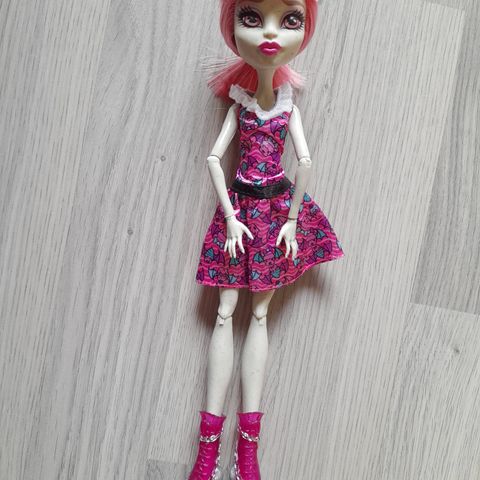 Monster High dukke