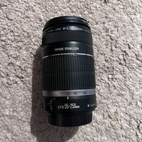 Canon EFS 55-250mm f/4-5.6 IS