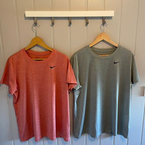 Nike   T-shirt.     2stk Str. XXL