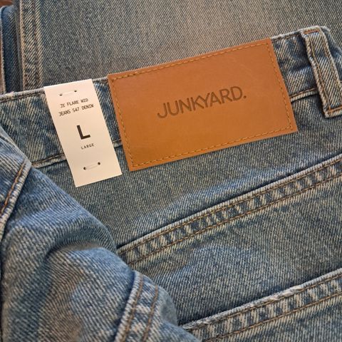 Mid Jeans Junkyard NY