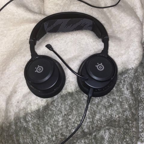 Steelseries gaming headset