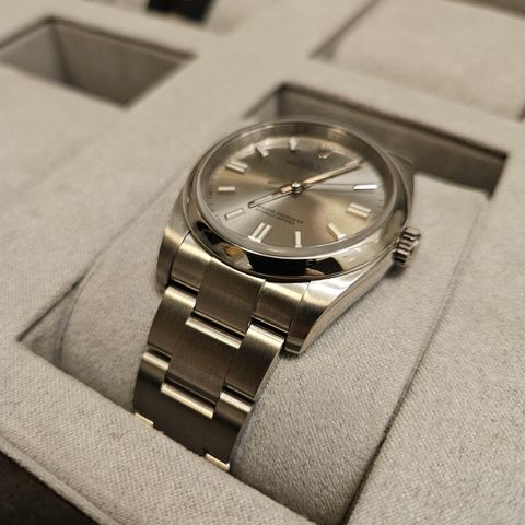 Rolex Oyster Perpetual 116000