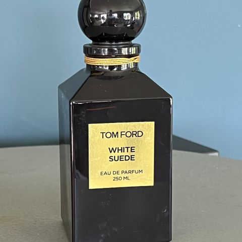 Tom Ford White Suede. 250 ml.