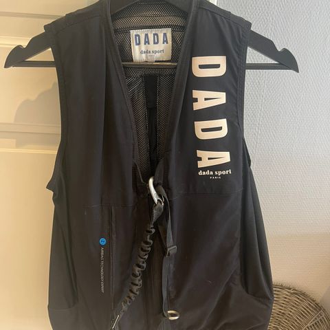 Dada Sport airbag vest