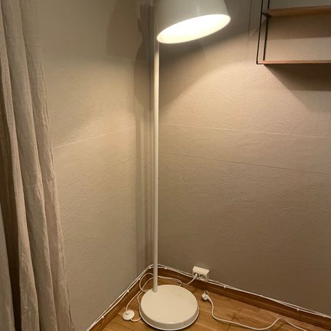 Stålampe fra Ikea