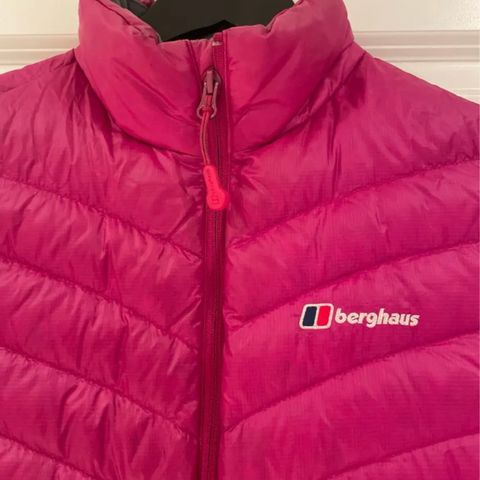 Dunjakke Berghaus str XS selges kr 500