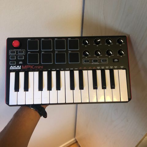 Akai MPK mini MK2 - Studio utstyr outlet