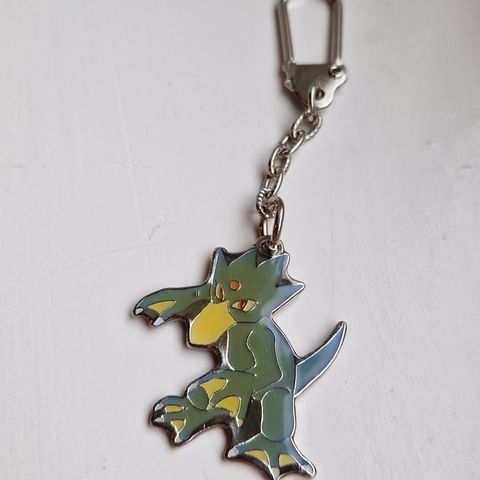 Golduck Medal Swing