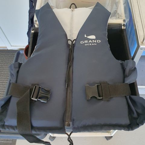 Grand Ocean redningsvest.