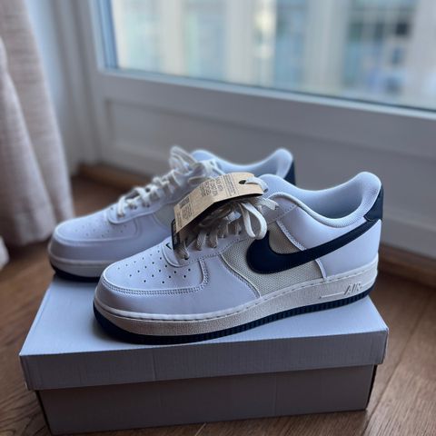 Helt NY - Nike Air Force 1 ‘07 NN selges