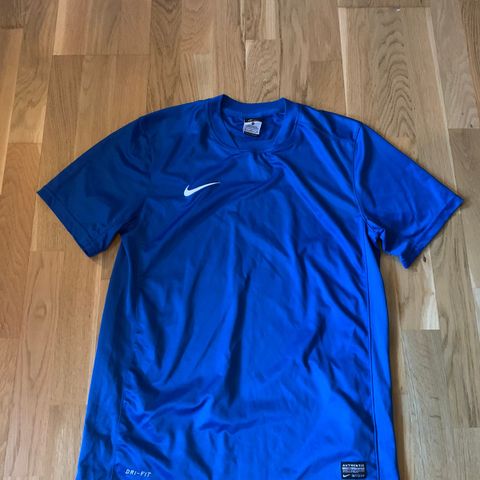 Nike dri-fit trenings t-skjorte