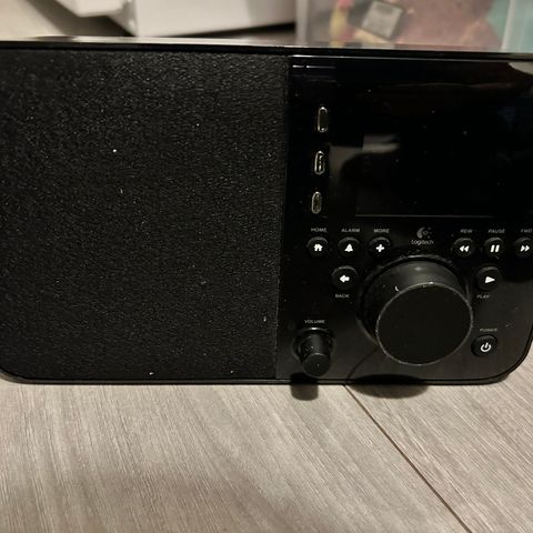 Logitech (Squeeze Box) Radio