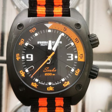 Vostok Amfibia Scuba 200 m