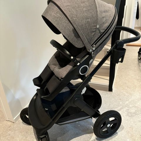 Stokke Trailz Black Melange 2020 med masse utstyr selges