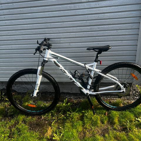 KUPP! Som ny X-ZITE 27,5 tommer Mountain bike kun kr 2400,-