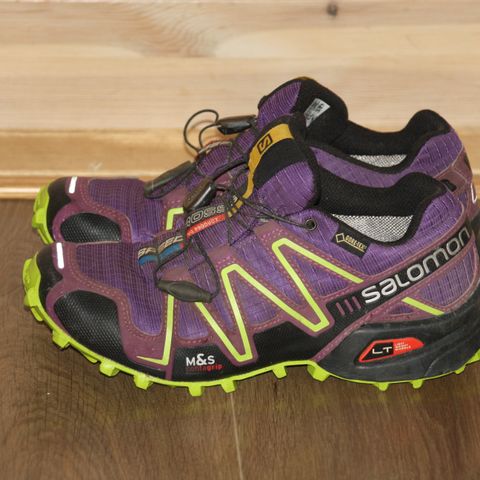 Salomon Gore-tex sko til jente str. 36 2/3.