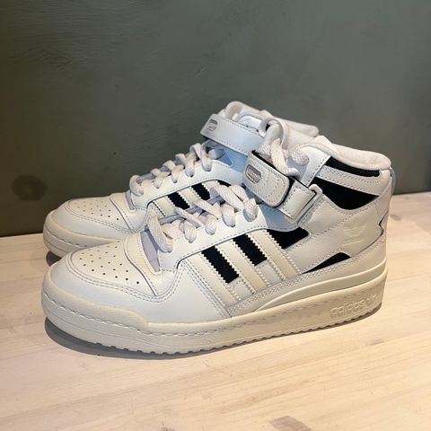 Adidas Forum Mid