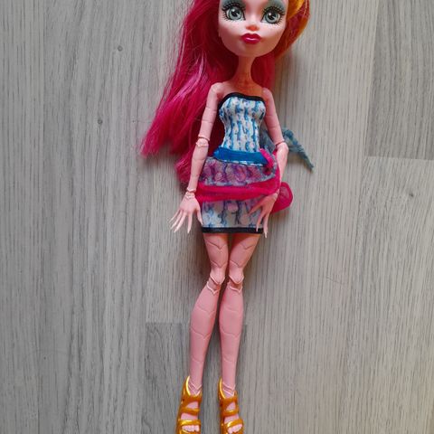 Monster High dukke