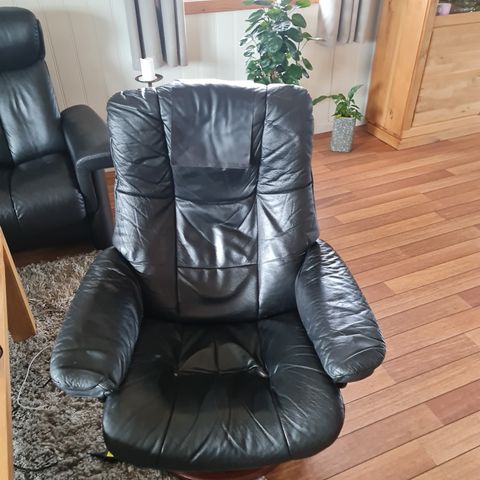 Ekornes stressless stol uten krakk gis bort ved henting.