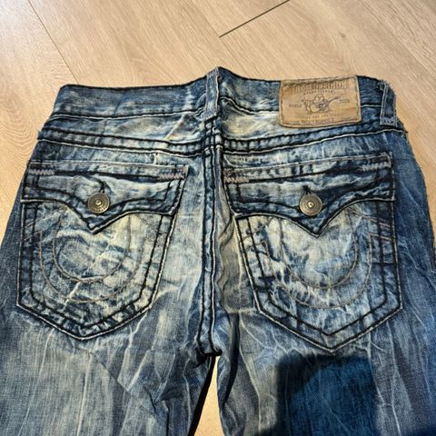 True Religion Straight leg jeans med tykk stitching lagd i USA