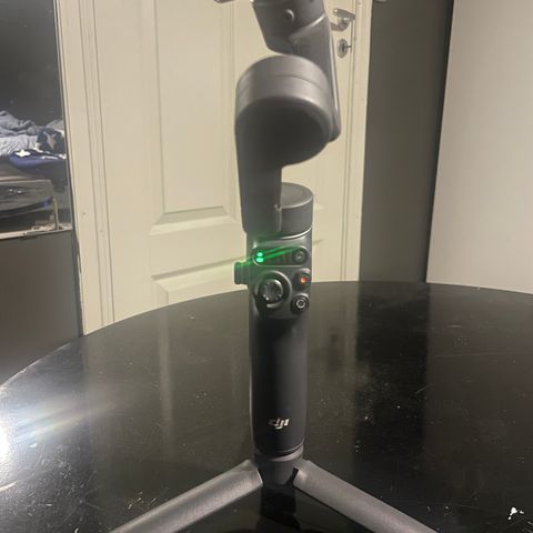 DJI osmo mobile 6 gimbal