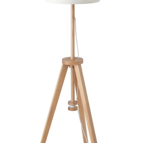 Ødelagt Lauters gulvlampe fra IKEA