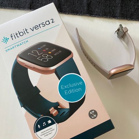 Fitbit Versa 2