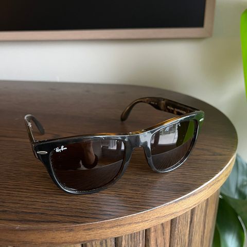 Ray-Ban Wayfarer