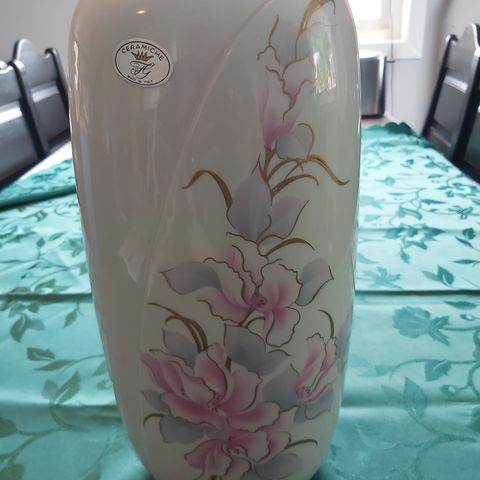 Stor og flott vase