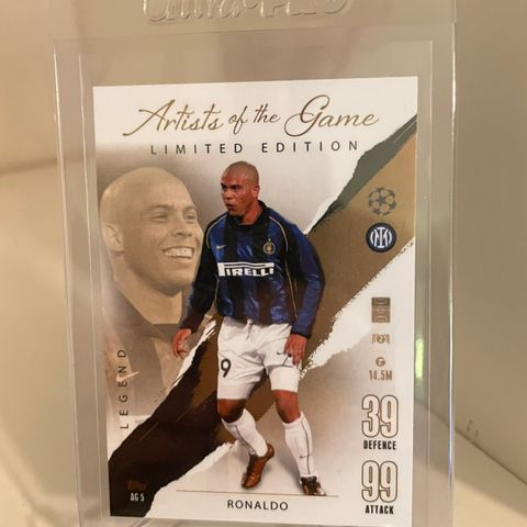 Ronaldo - Topps Artists of the Game Legend Limited Edition