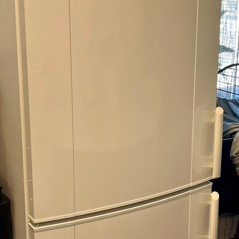 Fridge freezer in good working condition